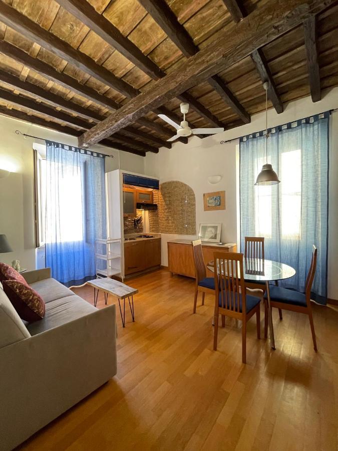 Apartamento Calisto 3 Roma Exterior foto